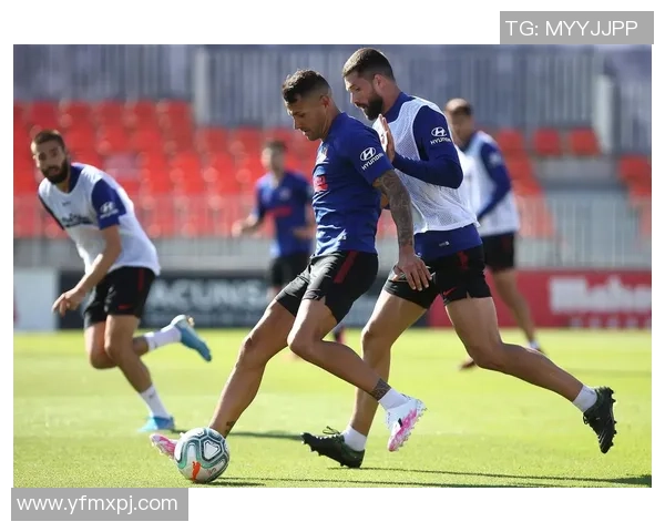 足球巨星追踪:生活、训练、比赛全记录 足球巨星追踪:生活、训练、比赛全记录